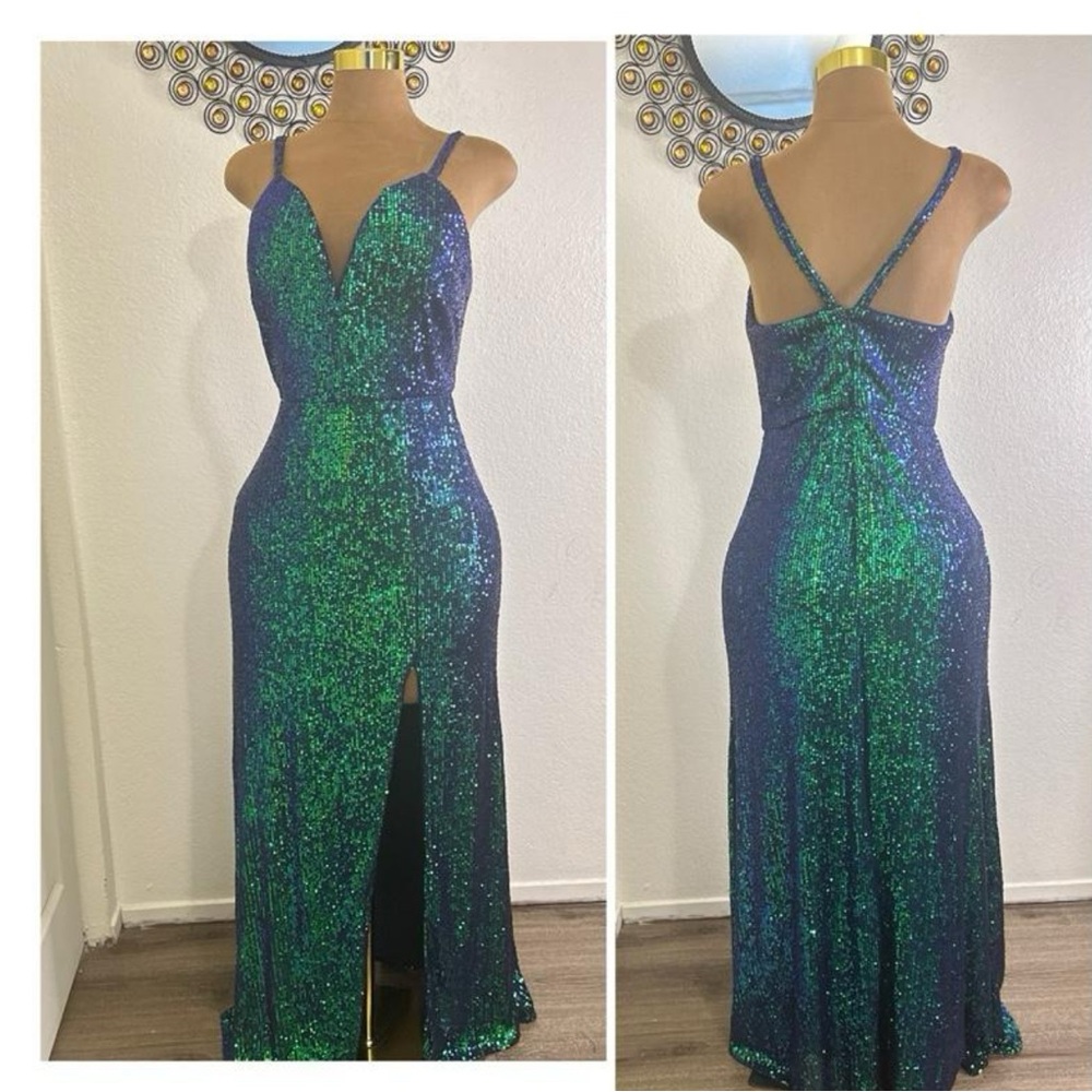 Morgan & Co Green and Blue Sleeveless Gown